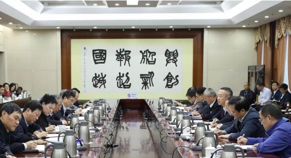 集團公司召開第一批“不忘初心、牢記使命”主題教育整治整改“回頭看”暨第二批工作推進會